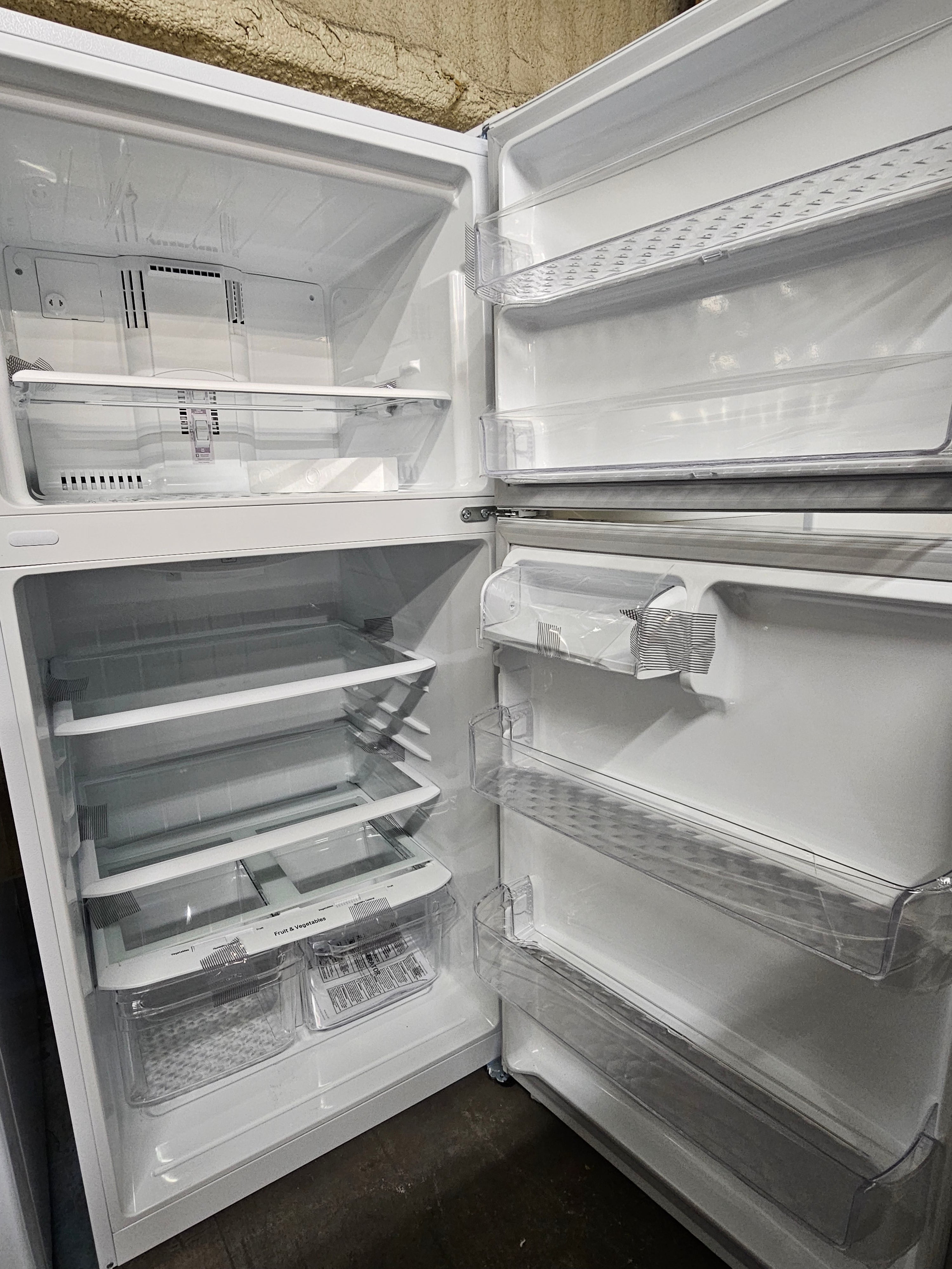 LG 20.2 Cu. Ft. Top-Freezer Refrigerator White